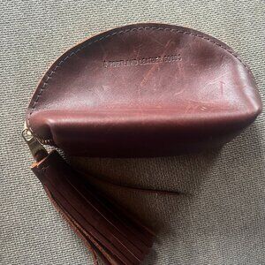 Portland Leather Tasseled Taco pouch EUC brown PLG